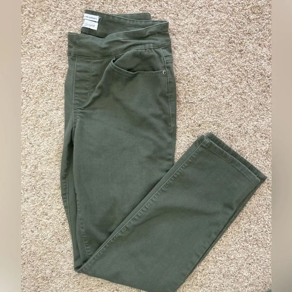 Westbound The Park Avenue Fit pants stretchy w/ pockets
